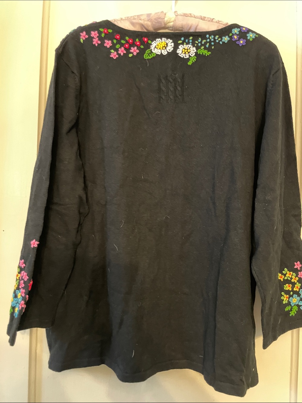 Marisa Christina Black Cardigan with Multicolor Floral Embroidery - Picture 6 of 6
